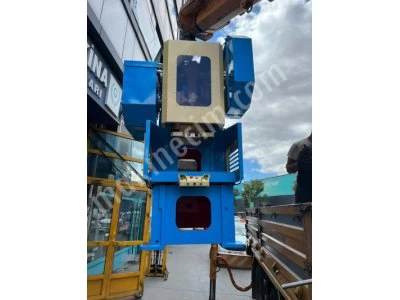 160 Ton Hava Kavramalı 8 Kızaklı Eksantrik Pres - Sıfır