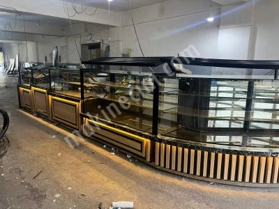 Pasta Dolabı Poğaça Börek Tatlı Unlu Mamüller Vitrin Dolabı