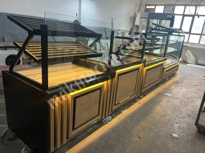 Pasta Dolabı Poğaça Börek Tatlı Unlu Mamüller Vitrin Dolabı