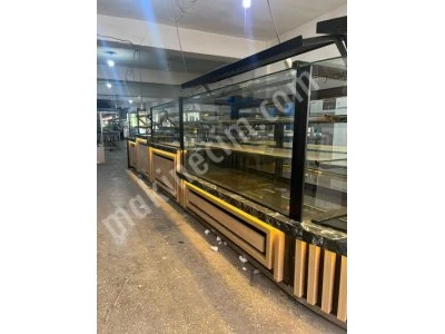 Pasta Dolabı Poğaça Börek Tatlı Unlu Mamüller Vitrin Dolabı