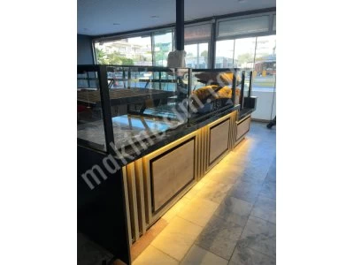 Poğaça Börek Simit Unlu Mamüller Vitrin Dolabı
