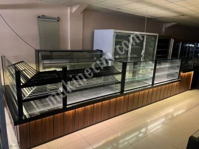 2.El Yaşpasta Kuru Pasta Böreklik Poğaça Simit Ekmek Dolabı