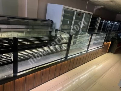 2.El Yaşpasta Kuru Pasta Böreklik Poğaça Simit Ekmek Dolabı