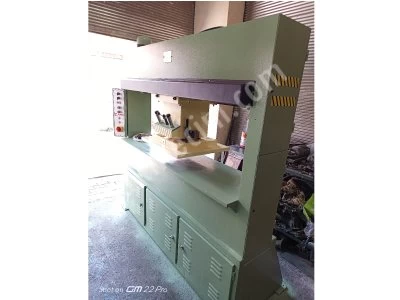 Tekstil Kumaş Tela Deri Gezer Kafa Hidrolik Kesim Presi
