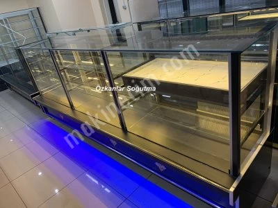 Pasta Dolabı Poğaça Börek Tatlı Kuru Pasta Dolabı