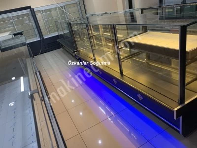 Pasta Dolabı Poğaça Börek Tatlı Kuru Pasta Dolabı