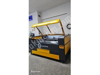 Laser Cutting Machine