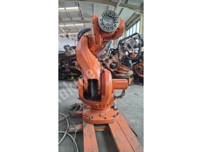 Abb Robot 6640 Irc5 Model:2012 Erişim 2900Mm Tasıma:130-250Kg