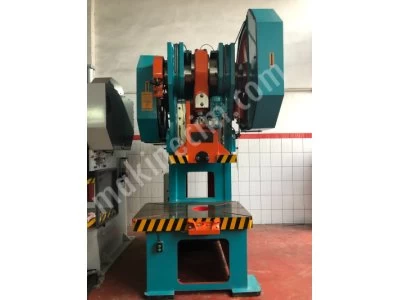 İlke Makina'dan 250 Ton C Tipi Eksantrik Pres Makinası