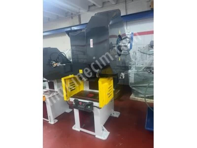 İlke Makina'dan 35 Ton Hava Kavramalı Eksantrik Pres