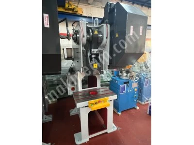 İlke Makina'dan 35 Ton Hava Kavramalı Eksantrik Pres