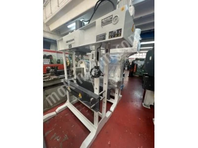 İlke Makina'dan 100 Ton Gezer Kafa Hidrolik Atölye Presi