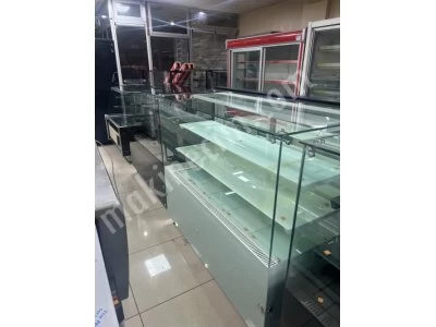 Pasta Dolabı Poğaça Börek Tatlı Unlu Mamüller Vitrin Ekler Dolabı