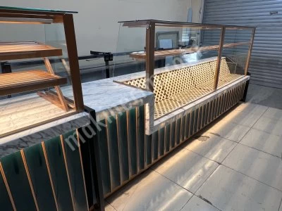 Pasta Dolabı Poğaça Börek Tatlı Unlu Mamüller Vitrin Ekler Dolabı