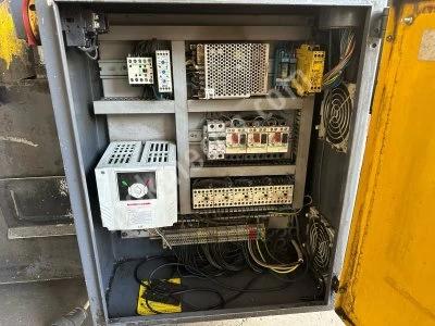 Kesmak Kme 280 Plc Kontrollü Tam Otomatik Şerit Testere
