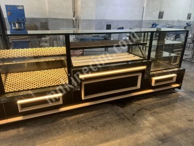 Pasta Dolabı Poğaça Börek Tatlı Unlu Mamüller Vitrin Ekler Dolabı
