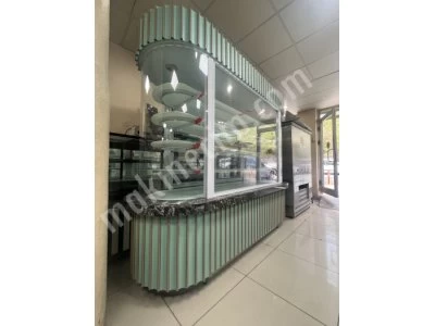 Kule Cephe Pasta Ekler Vitrin Dolabı