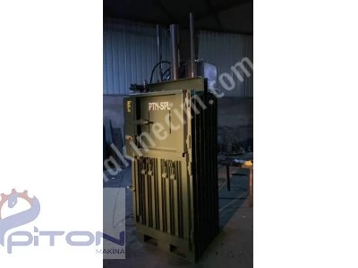 Vertical Waste Baler Press Machine Scrap Baler Press