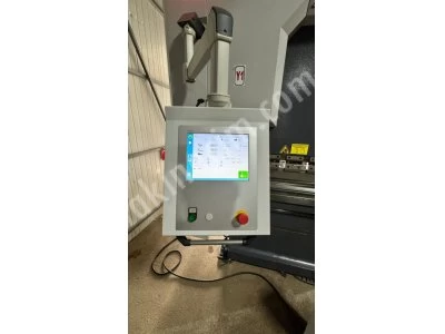 Sıfır 2 Yıl Garantili 4 Metre X 270 Ton Cnc Hidrolik Abkant