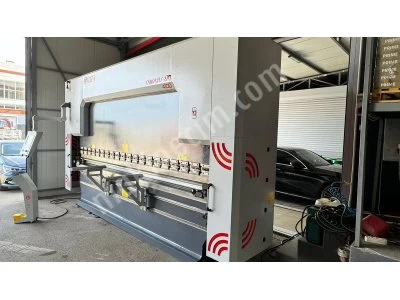 Sıfır 2 Yıl Garantili 4 Metre X 270 Ton Cnc Hidrolik Abkant