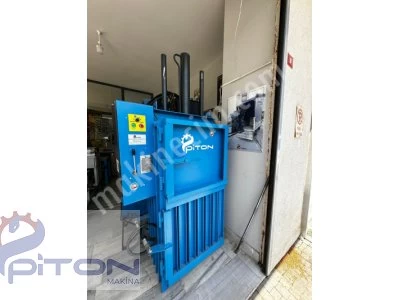 Vertical Waste Baling Press Machine