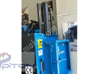 Vertical Waste Baling Press Machine