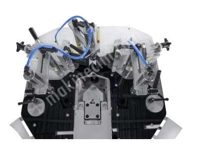 Pnoumatic Aluminum Corner Crimping Machine