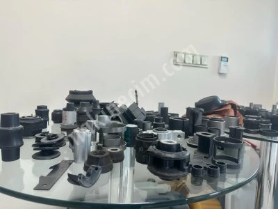 150 Ton Vakumlu Kauçuk Vulkanizasyon Makinesi 4 Rt