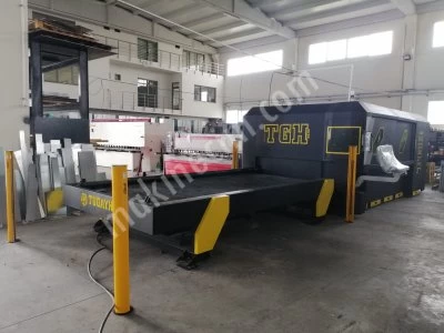 Tugayhan Fiber Lazer / Değişken Tabla 1530 - 6 Kw