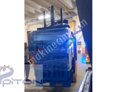 Vertical Baler Pres
