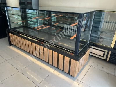 Pastane Ekler Kuru Pasta Yaş Pasta Tatlı Çikolata Vitrin Dolabı