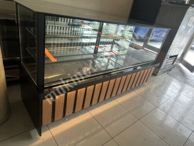 Pastane Ekler Kuru Pasta Yaş Pasta Tatlı Çikolata Vitrin Dolabı