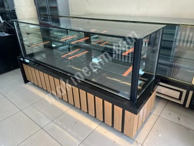 Pastane Ekler Kuru Pasta Yaş Pasta Tatlı Çikolata Vitrin Dolabı