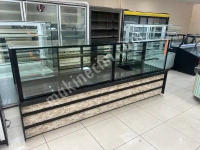 Pastane Ekler Kuru Pasta Yaş Pasta Tatlı Çikolata Vitrin Dolabı