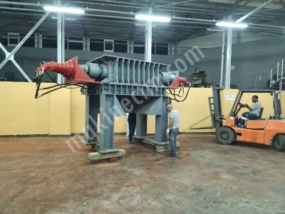 Parçalayıcı Metal