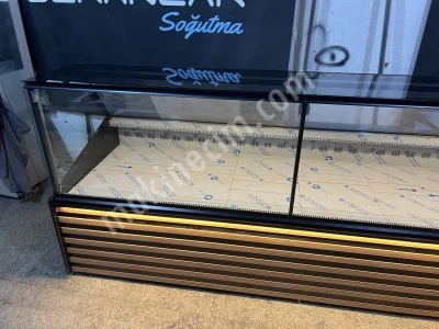 Kasap Market Şarküteri Sütlük Reyon Et Tavuk Dolabı
