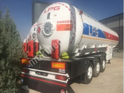Lpg Storage Tank Trailer Truck Camion Remorque Réservoir Gpl Carrousel De Remplıssage De Tubes Gpl