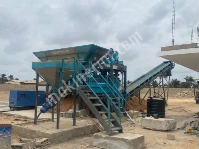 45 M3 Mini Mobile Concrete Batching Plant Mobile and Compact Type