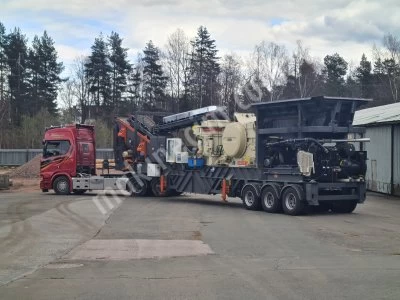 60-80 T/S Capacity Mobile Jaw Crushing and Screening Plant (Mobile Crushing Plant)