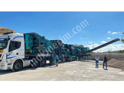 250-300 T/S Mobile Impact Crushing and Screening Plant
