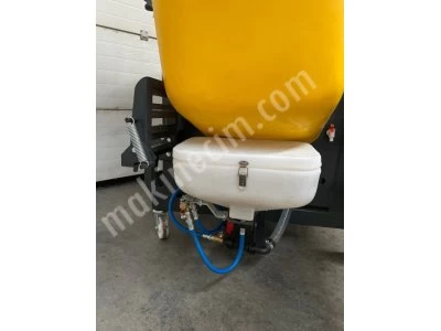 Asılır Tip Avrupa Model Hidrolikli Tarla Pulverizatörü (Mikserli)