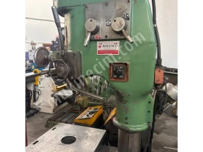 32 Column Drilling Machine With Gearbox