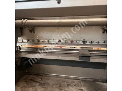 Ugurlu Brand 4 Mt X 300 Ton Nc Hydraulic Press Brake