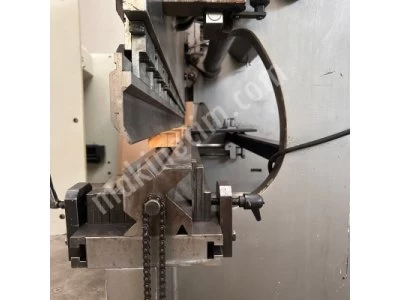 Ugurlu Brand 4 Mt X 300 Ton Nc Hydraulic Press Brake