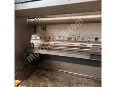 Ugurlu Brand 4 Mt X 300 Ton Nc Hydraulic Press Brake