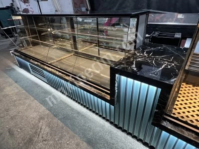 Pastane Ekler Kuru Pasta Yaş Pasta Tatlı Çikolata Vitrin Dolabı