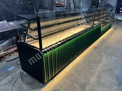 Pastane Ekler Kuru Pasta Yaş Pasta Tatlı Çikolata Vitrin Dolabı