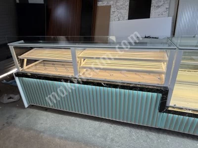 Pastane Ekler Kuru Pasta Yaş Pasta Tatlı Çikolata Meze Vitrin Dolabı Kule Pasta Dolabı