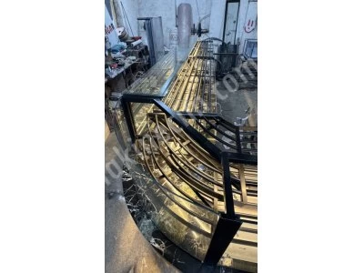 Pastane Ekler Kuru Pasta Yaş Pasta Tatlı Çikolata Meze Unlu Mamüller Poğaça Börek Tatlı Vitrin Dolap