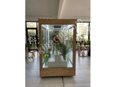 Çiçek Dolabı
